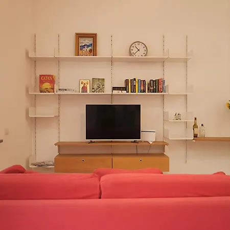 Apartament Charming In Mediolan